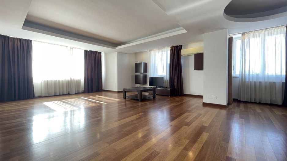 APARTAMENT 3 CAMERE PRIMAVERII - Poză 1