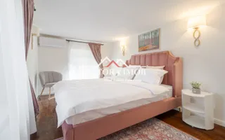 NECTORA IMOB-Casa Ultracentrala Teatru/Piata Unirii, Mobilata/Utilata - Poză 15