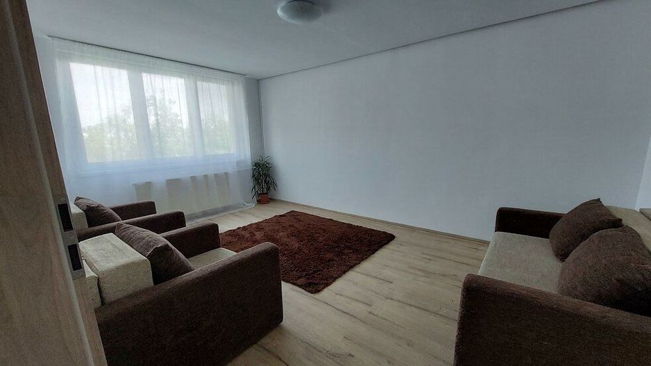 Trapezului - 4 camere - renovat - anvelopat - boxa - 1 Decembrie 1918 - Poză 8