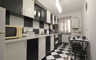 Apartament decomanda / etaj intermediar / Zona Eroilor - Poză 1