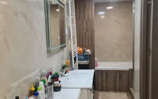 Proprietate ultracentrală cu 5 camere- str. Primăriei - Poză 12