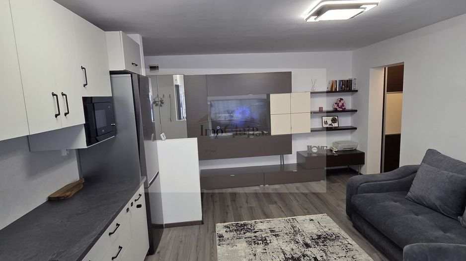 Vanzare apartament 2 camere, etaj 2/3, parcare, Mănăștur - Poză 3