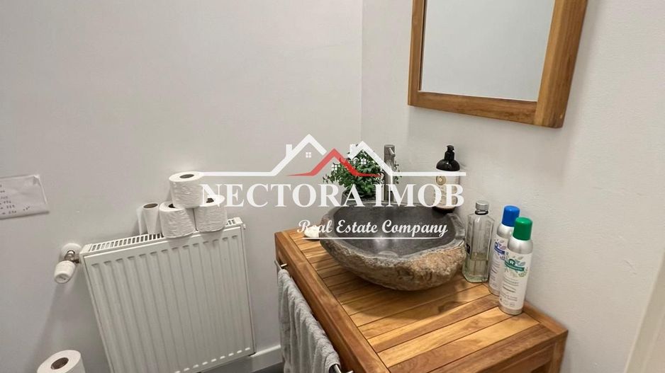 NECTORA IMOB Exclusivitate-Apartament SUPERB 3 cam cu TEREN si terasa - Poză 3