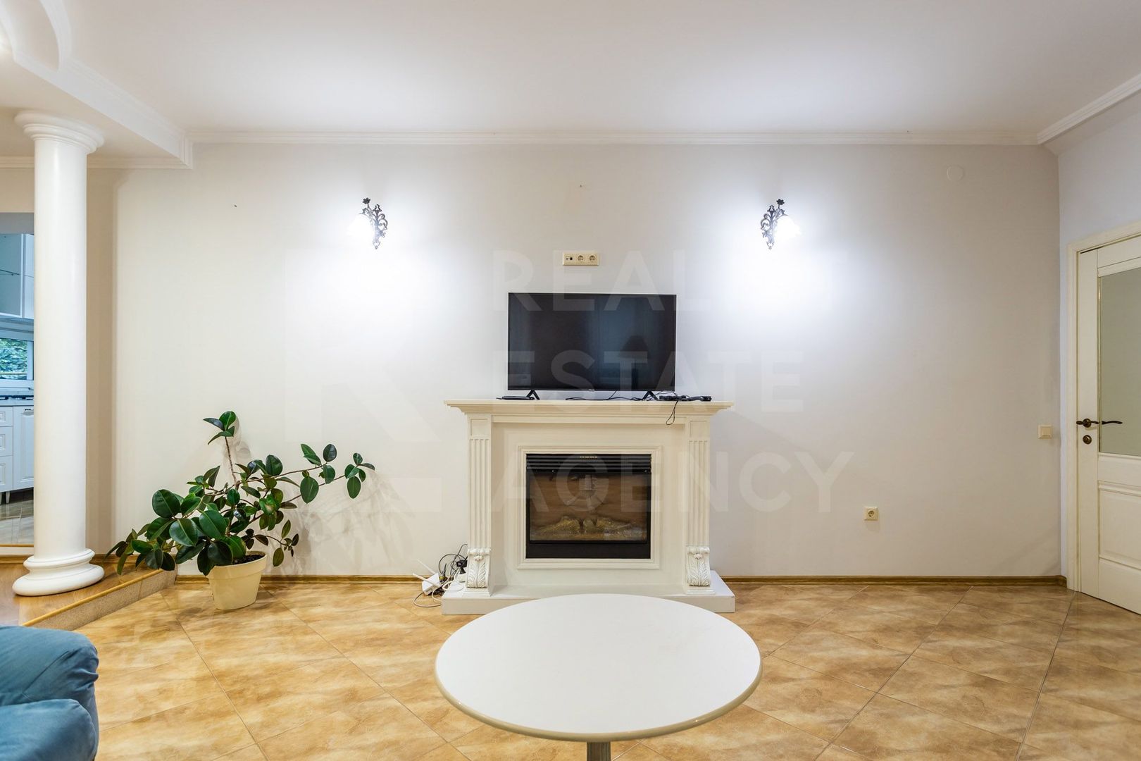 Chirie, casă, 3 camere, strada Sergiu Radautanu Codru - Poză 4