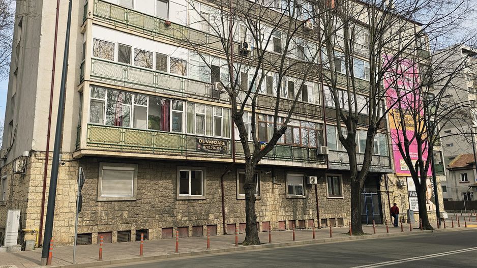 Garsonieră ultracentrală Constanța, etaj 1, mobilată - Poză 10