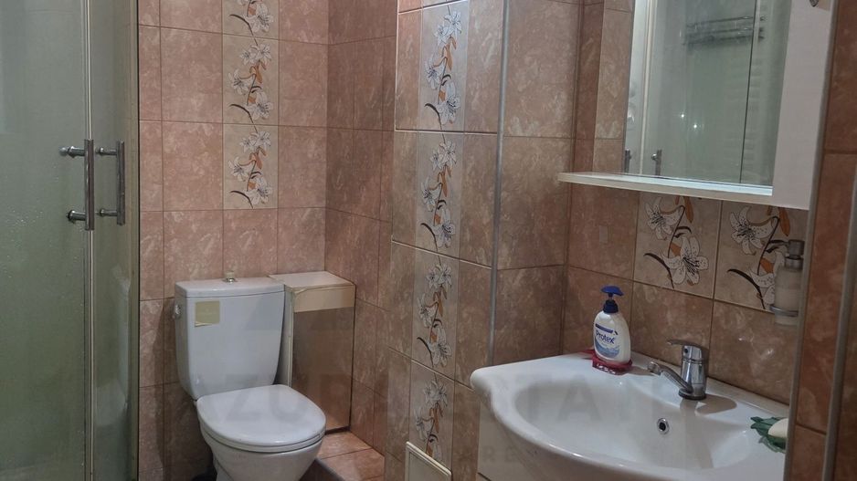 Apartament 2 camere balcon inchis cu pivnita si boxa in Vasile Aaron - Poză 4