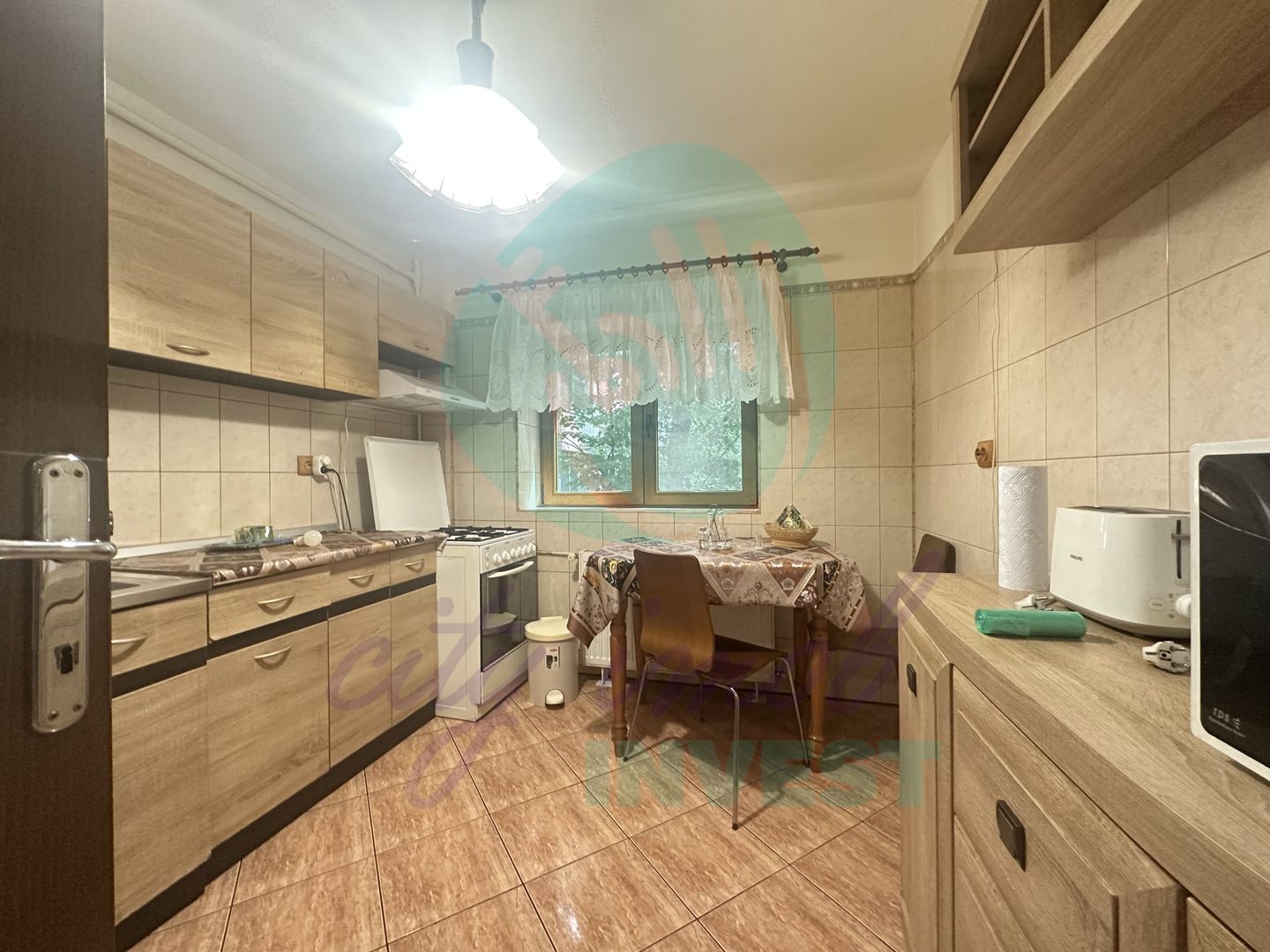 4 camere la 8 minute de METROU PIATA VICTORIEI - Poză 4