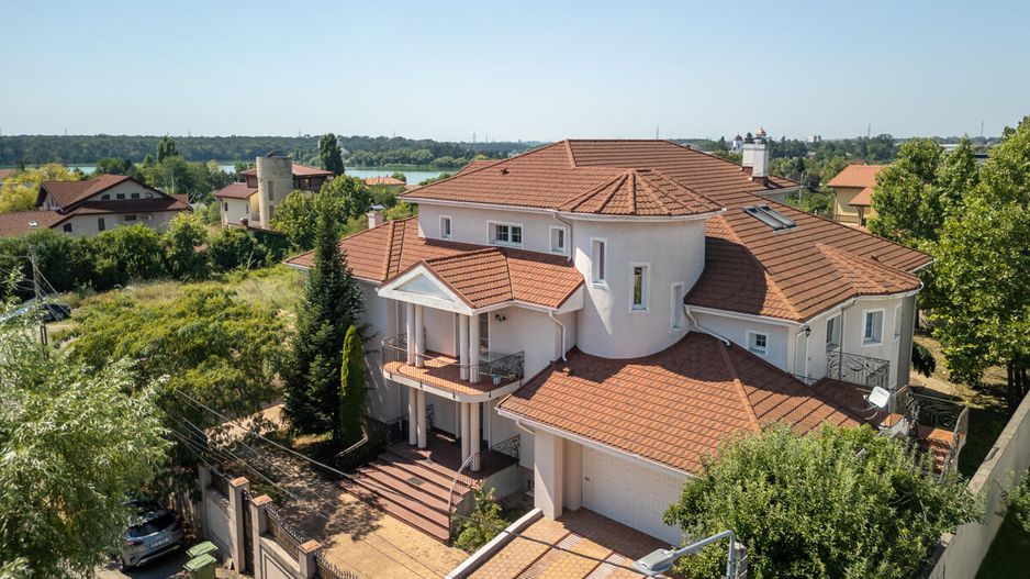Cernica - Intre Lac si Padure, Vila luxoasa 946 MP, teren 1382 MP - Poză 1