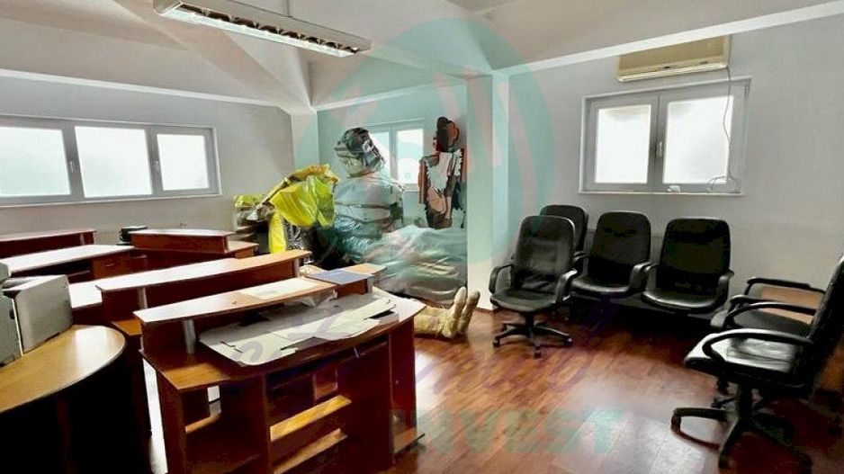 IMOBIL RENOVAT CU CURTE PROPRIE- ROND COSBUC - Poză 5