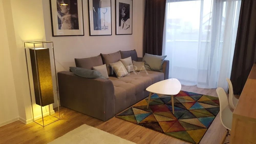 Apartament Elegant de 2 Camere în Europa. - Poză 1