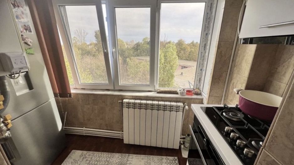 Vand apartament 2 camere zona Anda - Poză 3