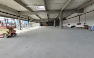 Spațiu comercial de închiriat – 1.200 mp + terasă 350 mp – Cisnădie - Poză 12
