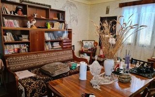 CASA 4 CAMERE, TEREN 1500 MP, VALENI, DAMBOVITA - Poză 2