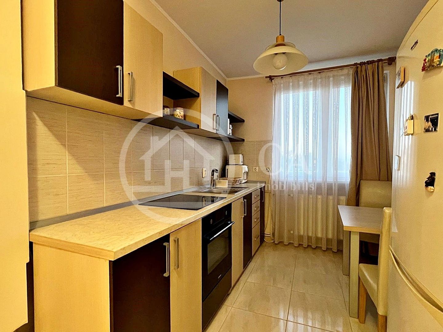 Apartament cu 2 camere de vanzare in zona centrala, Oradea - Poză 3