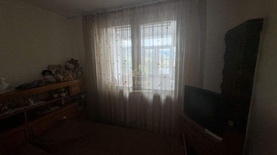 APARTAMENT 2 CAMERE, CAMPULUNG, ETAJ 3, GRUI - Poză 12