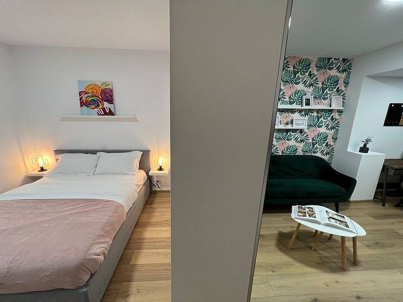 Garsonieră de închiriat, cu vedere panoramică spre Parcul Tractorul - Poză 15