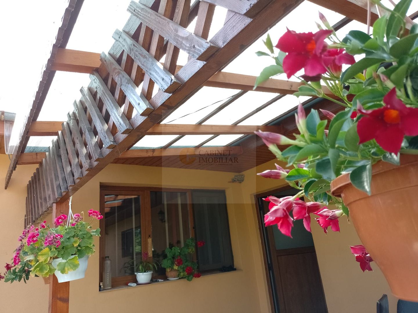 Casă de vacanță modernă cu teren generos –15min de Tecuci - Poză 23