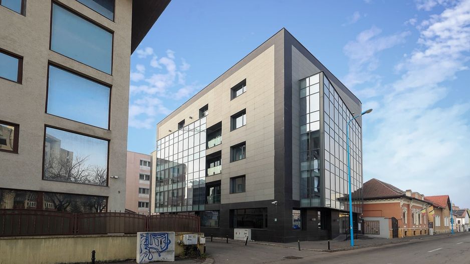 Clădire de birouri și centru de date – Oportunitate exclusivă in Brasov - Poză 2