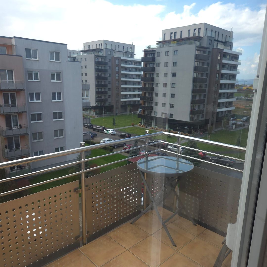 Apartament  2 camera zona Avangarden - Poză 2