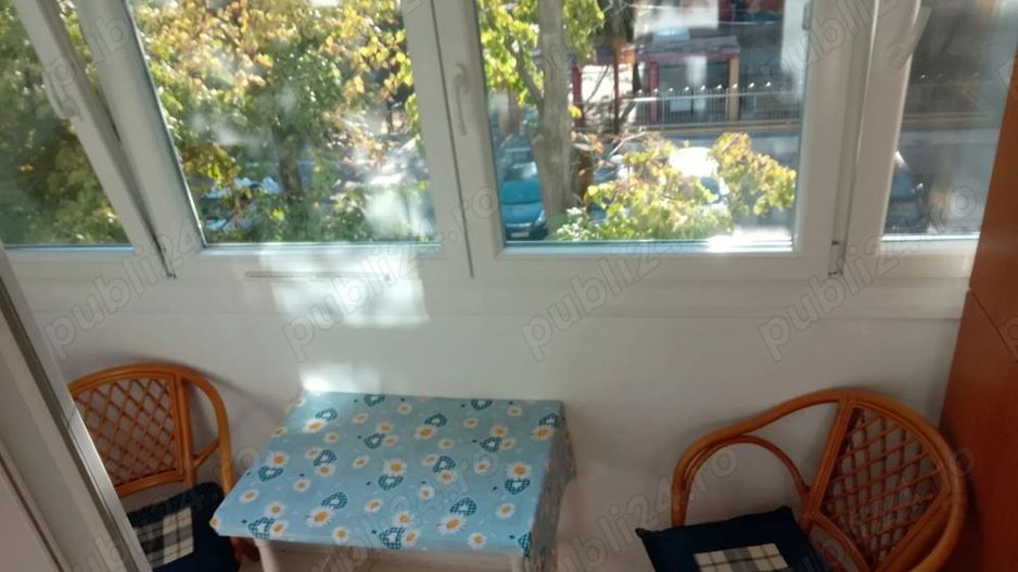 De vanzare apartament de 3 camere in Titan - Poză 3