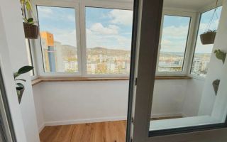Apartament de vânzare cu 3 camere, 65 mp utili + 5 mp balcon, renovat - Poză 7