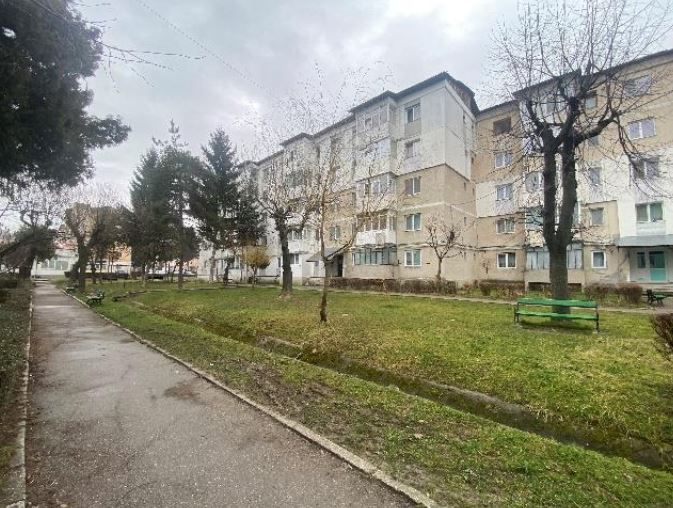 Apartament 2 camere Curtea de Arges - Poză 1