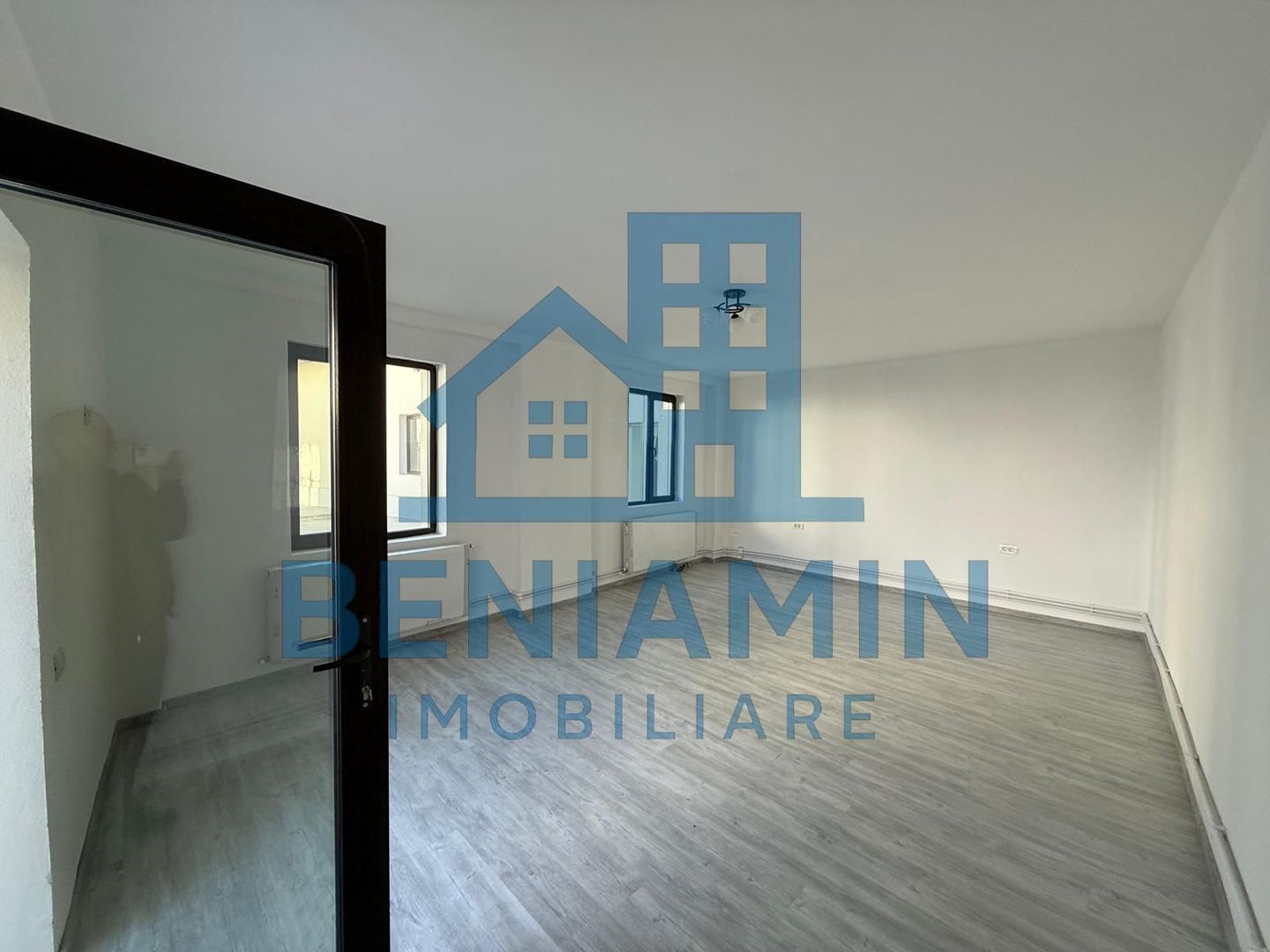 Spatiu comercial sau birouri 220mp-Centru-Pretabilitate mare-parcare - Poză 7