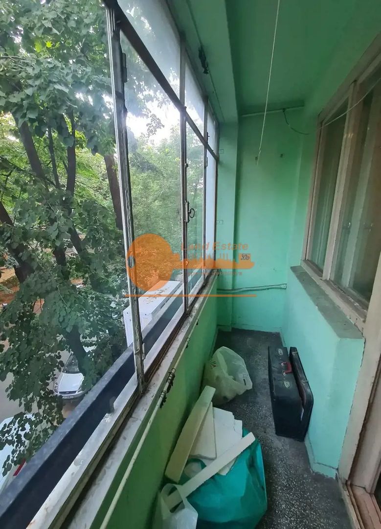 Apartament cu 2 camere in zona Drumul Taberei-Parc - Poză 3