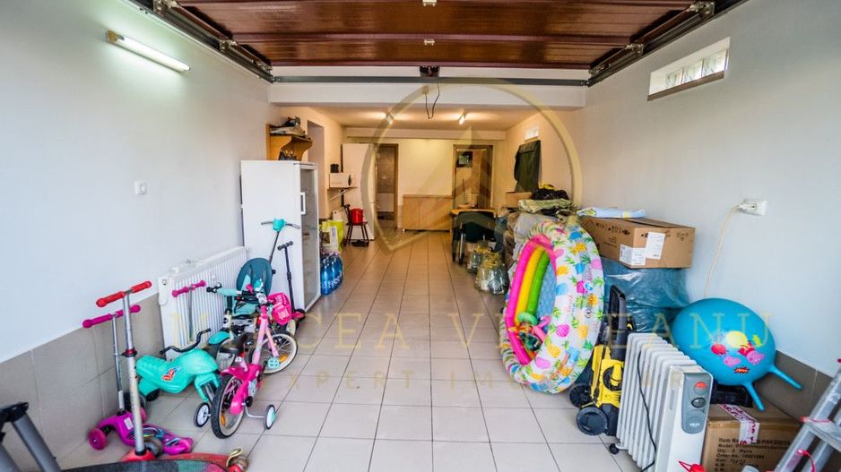Palazu Mare / Elvila -  Vanzare Vila  D+P+1E cu teren de 996 mp - Poză 60