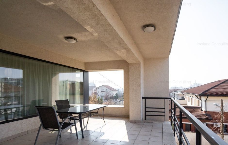 Apartament 3 camere de închiriat spațios proaspăt renovat - Poză 14