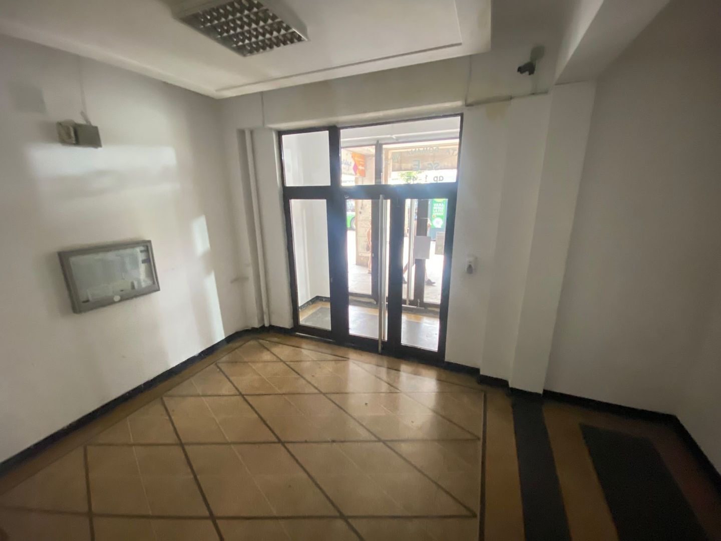 Apartament 3 camere Romană,metrou la scara,v20 - Poză 13