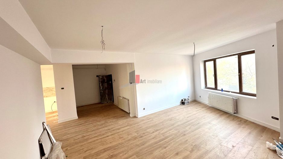 Apartament superb 3 camere Piata Muncii - Poză 2