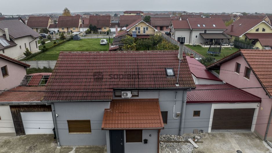 Sapient | Casă renovată situată la intrarea în loc. Nojorid - Poză 3