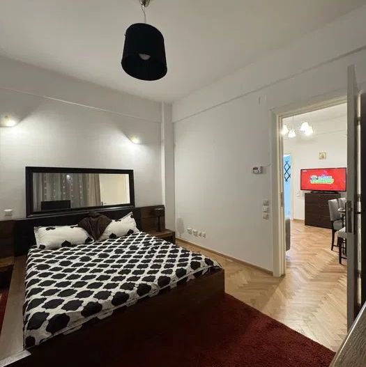 Apartament elegant, doua camere, Calea Victoriei - Poză 1