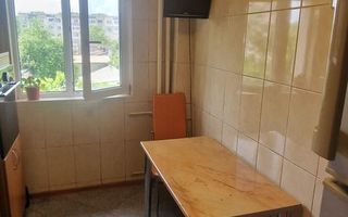 De închiriat 2 camere, decomandat, langa parc IOR, Titan - Poză 4