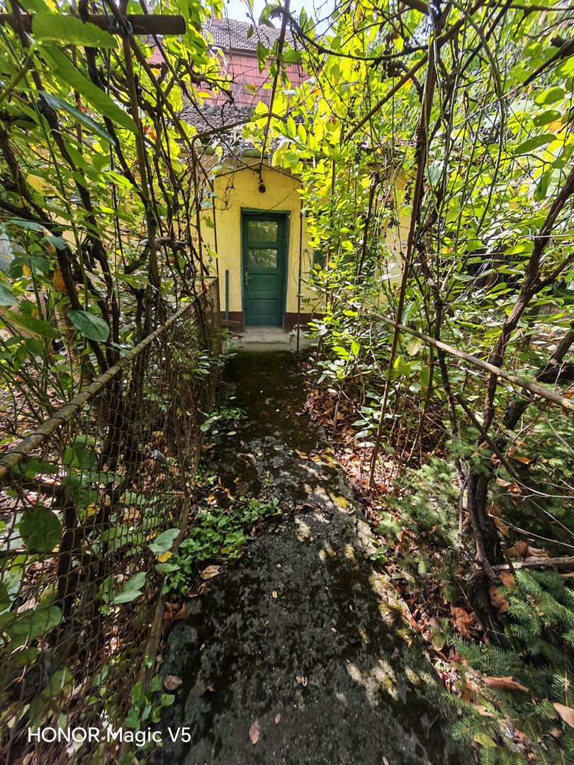 Teren de vanzare cu doua fronturi stradale - Poză 2