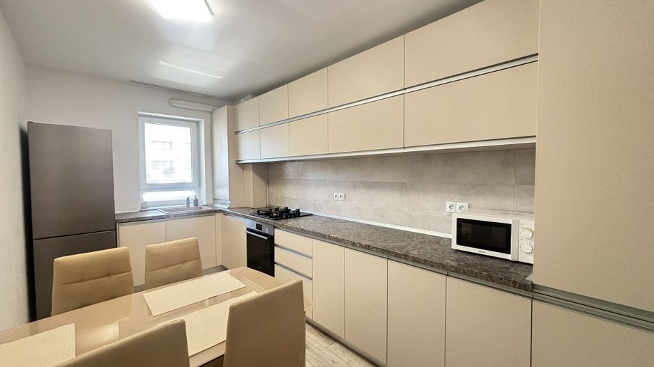 Apartament 3 camere – Coresi Kasper - Poză 1