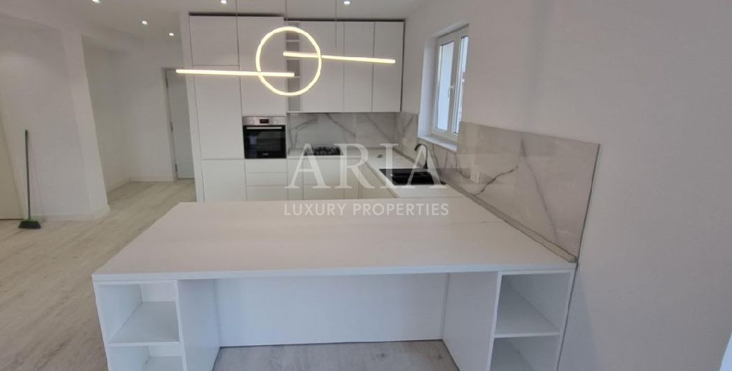 AMERICAN VILLAGE - MODERN VILLA - 5 ROOMS  - GATED COMMUNITY - Poză 2