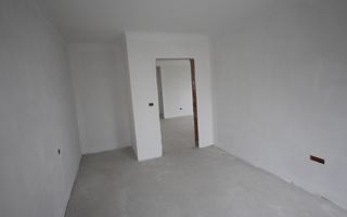 Apartamet 3 camere in Ghiroda - Poză 3