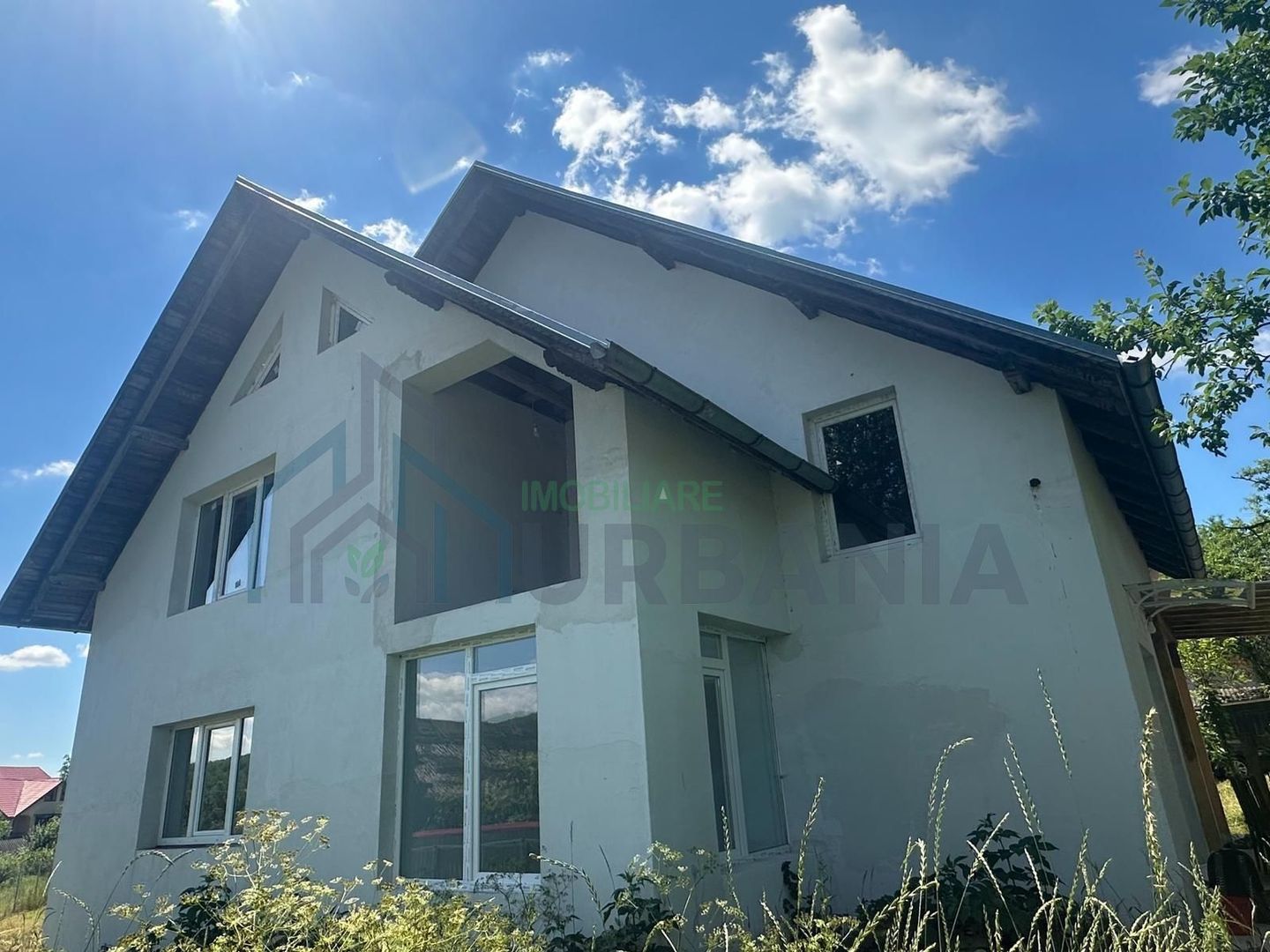 Casă P+M cu 2.400 mp teren intravilan, două deschideri la stradă – Tătăruși, Iași - Poză 1