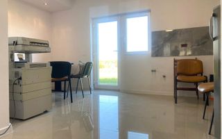 Casa la cheie! Vanzare casa cu 4 camere in Priseaca - Poză 4