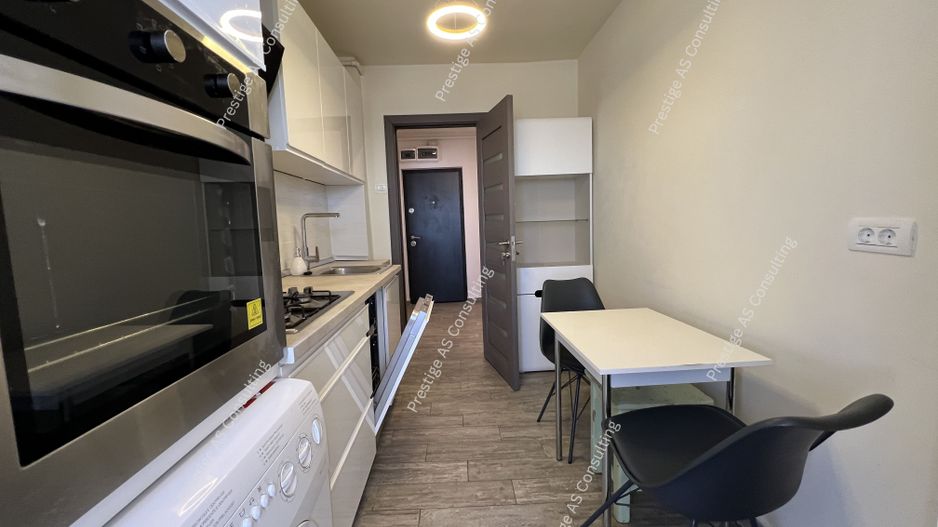 Apartament Decomandat 3 Camere | Etaj 10 | Centru de Afaceri-Olimpia - Poză 8