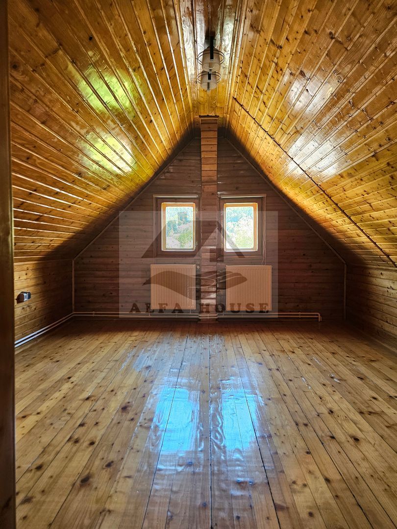 Casa deosebita cu 6 camere in  Centrul Brasovului - 210 mp - Poză 24