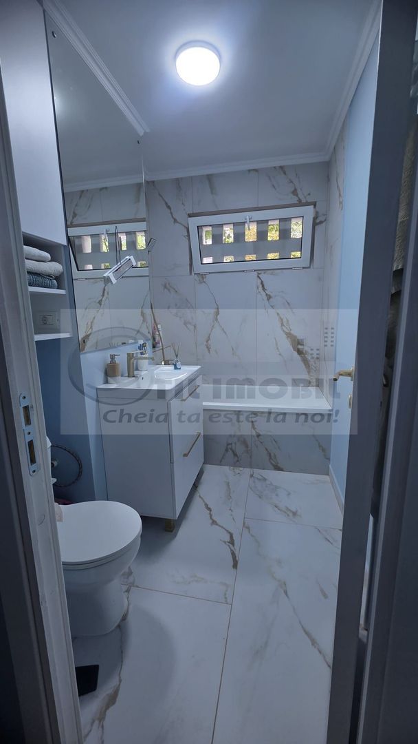 Apartament 3 camere decomandat  Podu Ros Cotnari 150.000 euro - Poză 5