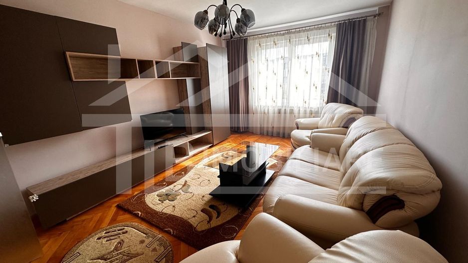 Apartament de 3 camere, 70mp,parcare, decomandat, Zona Kaufland - Poză 1