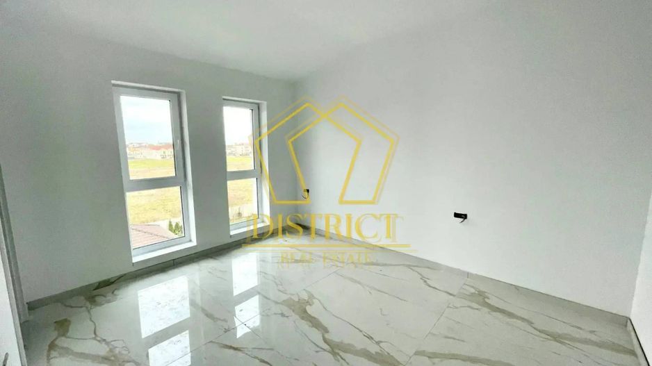 Penthouse cu 3 camere si terasa de 45mp | zona Antenei | Braytim - Poză 3