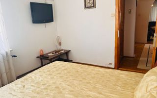 Apartament ultracentral, 3 camere, cu priveliste impresionanta, langa Mercur - Poză 6