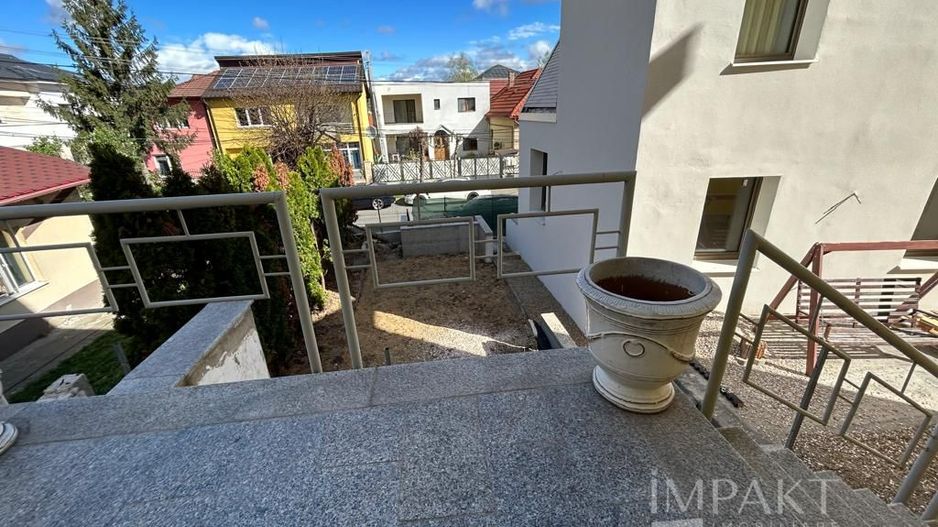 Vila individuala de lux de inchiriat, in cartier Gruia aproape de Cetatuie! - Poză 16