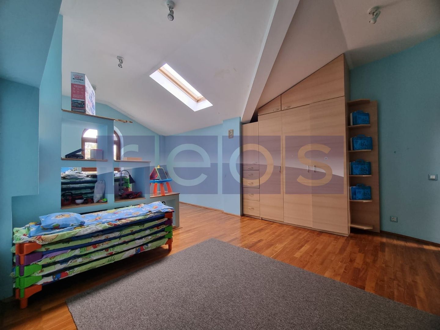 DE INCHIRIAT VILA  D+P+1+2 + CURTE | ZONA PARCUL CAROL - Poză 18