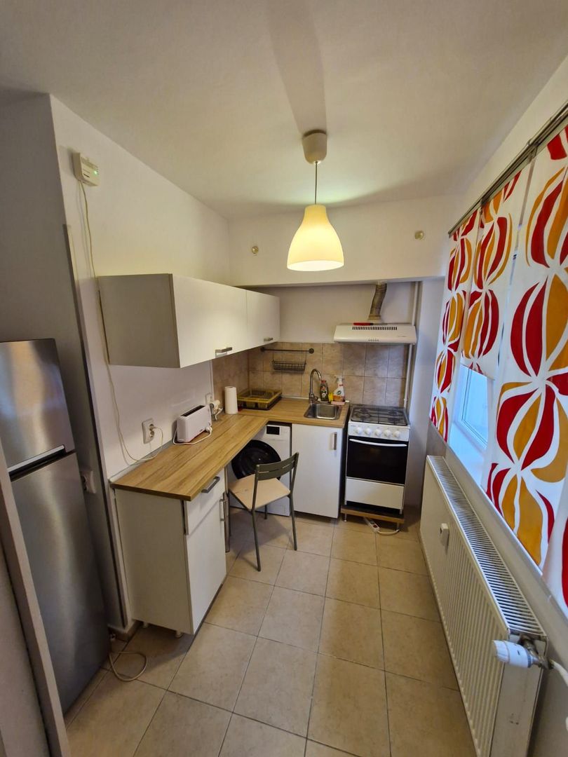 GARSONIERA GARA DE EST, BUCATARIE INCHISA, BLOC REABILITAT, CURAT - Poză 7